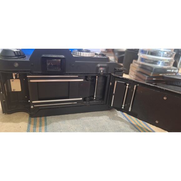 Konica FS-1 SLR 35mm film camera w/ various lenses & filters- film tested! - Picture 14 of 16